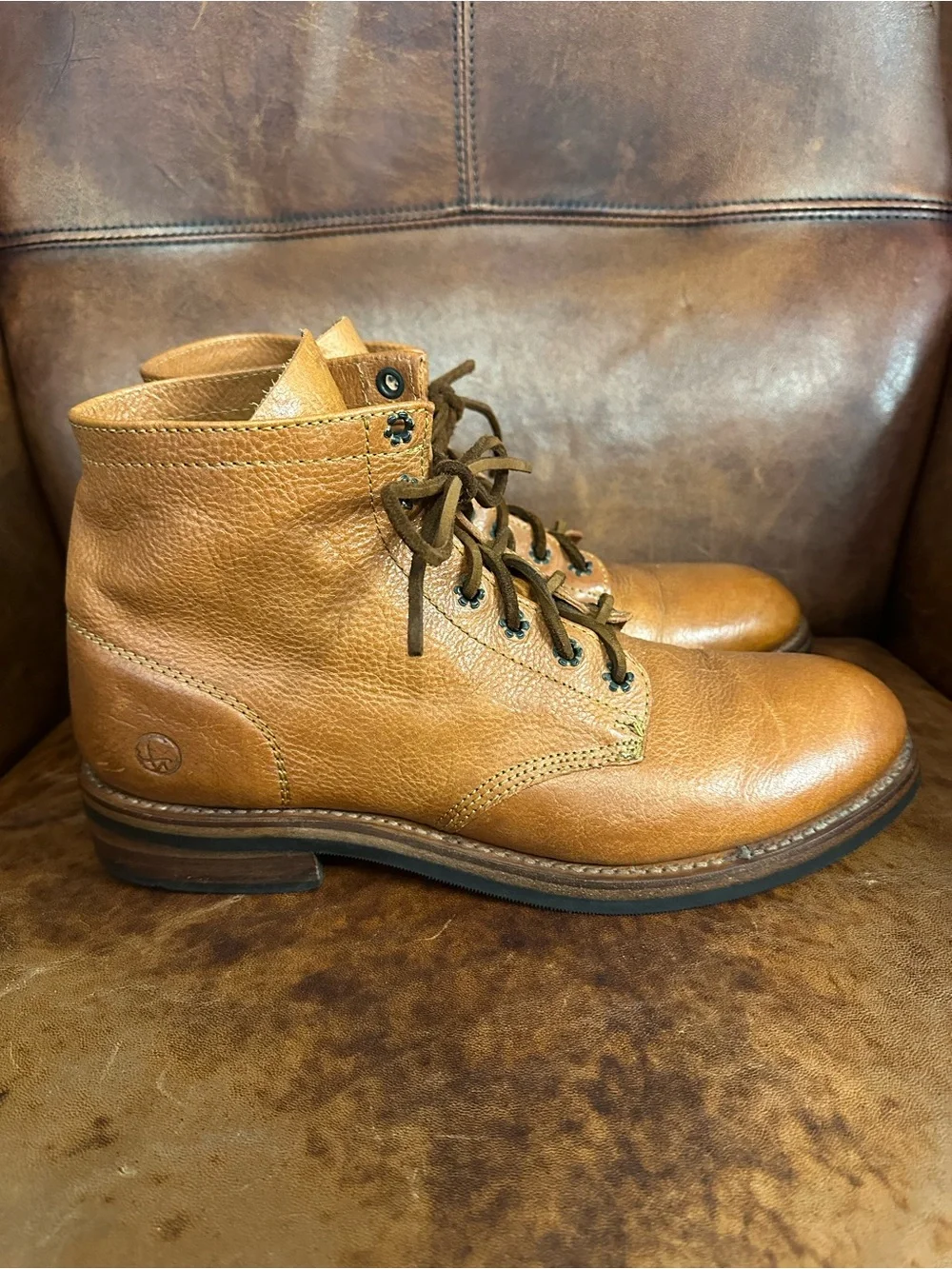 J. Artola Brooklyn Pebble Grain Leather Ankle Work Boots Tan / Cognac Men’s 10